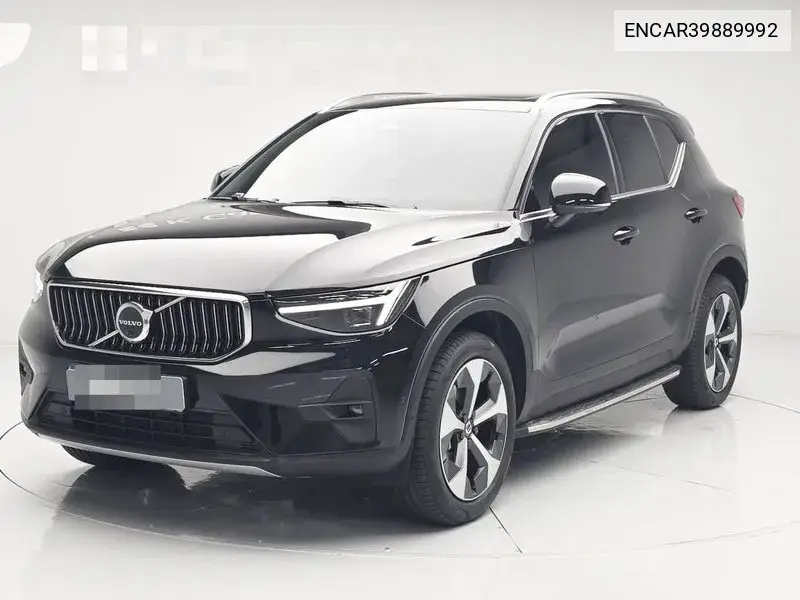 Xc40 B4 Ultra Bright VIN: ENCAR39889992 Lot: 39889992