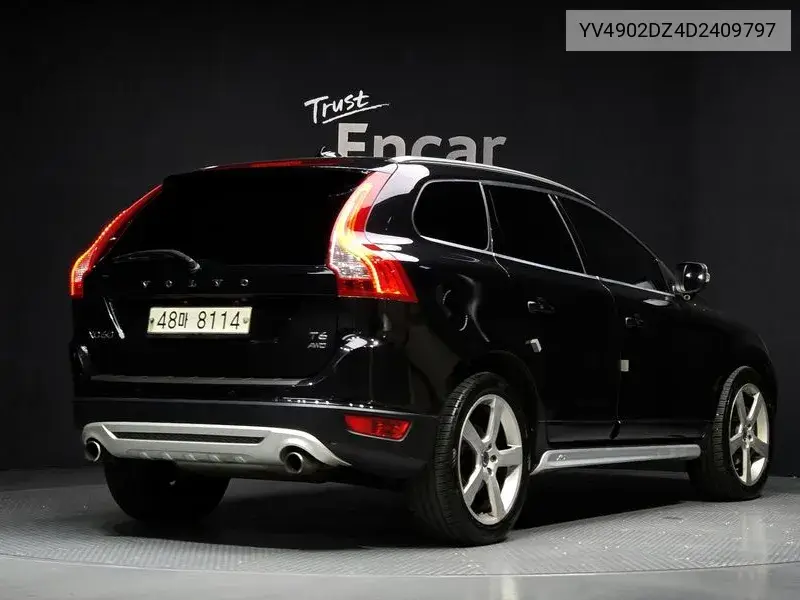 Xc60 T6 R-Design 1St Generation VIN: YV4902DZ4D2409797 Lot: 39974020