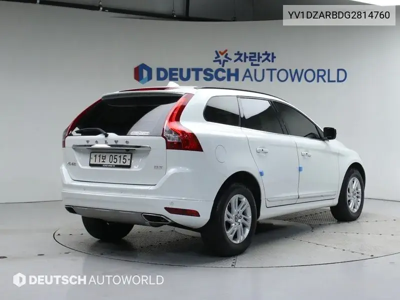 Xc60 D3 1St Generation VIN: YV1DZARBDG2814760 Lot: 39342811
