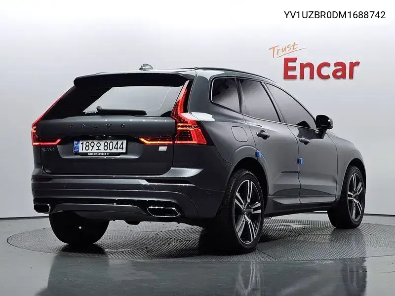 Xc60 2Nd Generation T8 R-Design VIN: YV1UZBR0DM1688742 Lot: 39938729