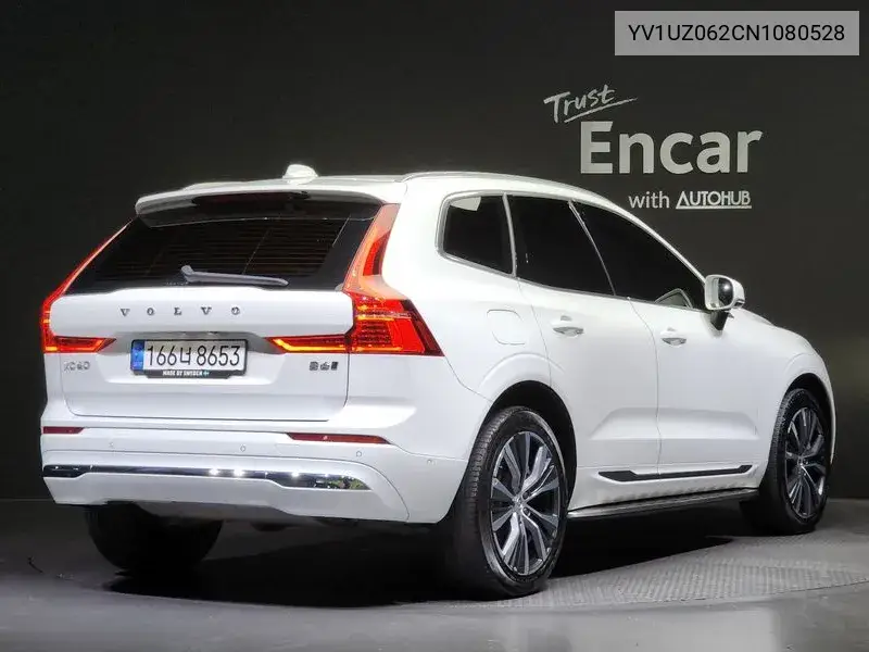 Xc60 2Nd Generation B6 Inscription VIN: YV1UZ062CN1080528 Lot: 39990716