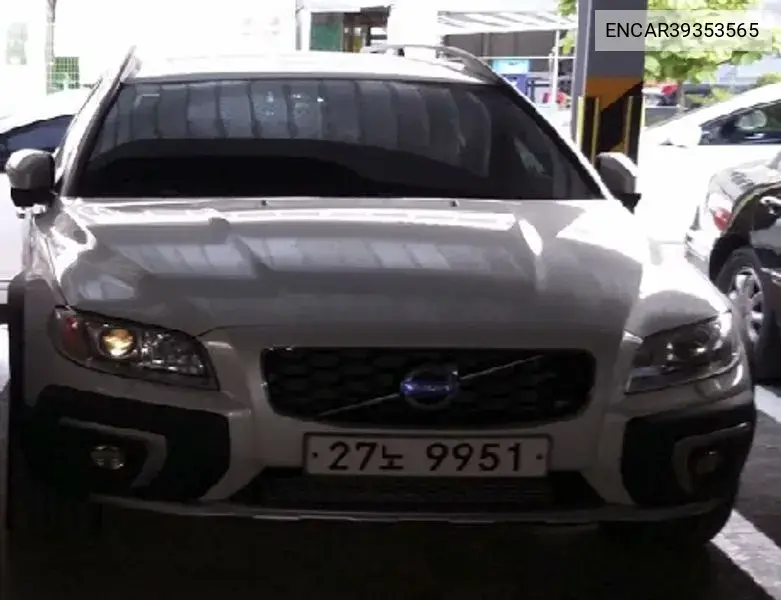 Xc70 D4 3Rd Generation VIN: ENCAR39353565 Lot: 39353565