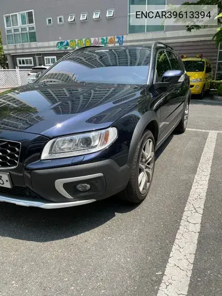 Xc70 D4 3Rd Generation VIN: ENCAR39613394 Lot: 39613394