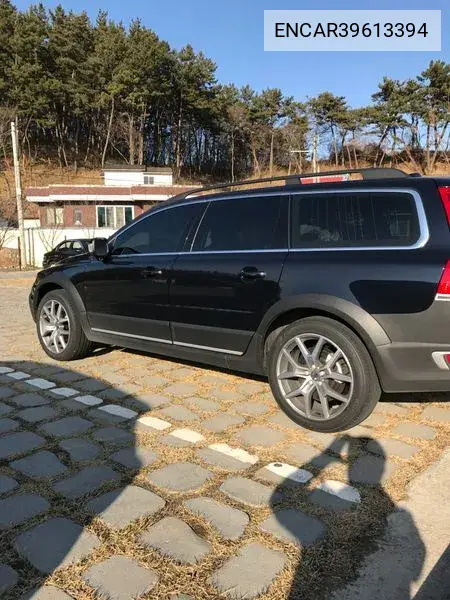 Xc70 D4 3Rd Generation VIN: ENCAR39613394 Lot: 39613394