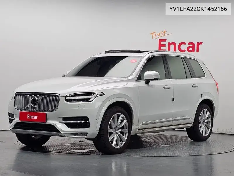Xc90 2Nd Generation T6 Momentum VIN: YV1LFA22CK1452166 Lot: 39965079
