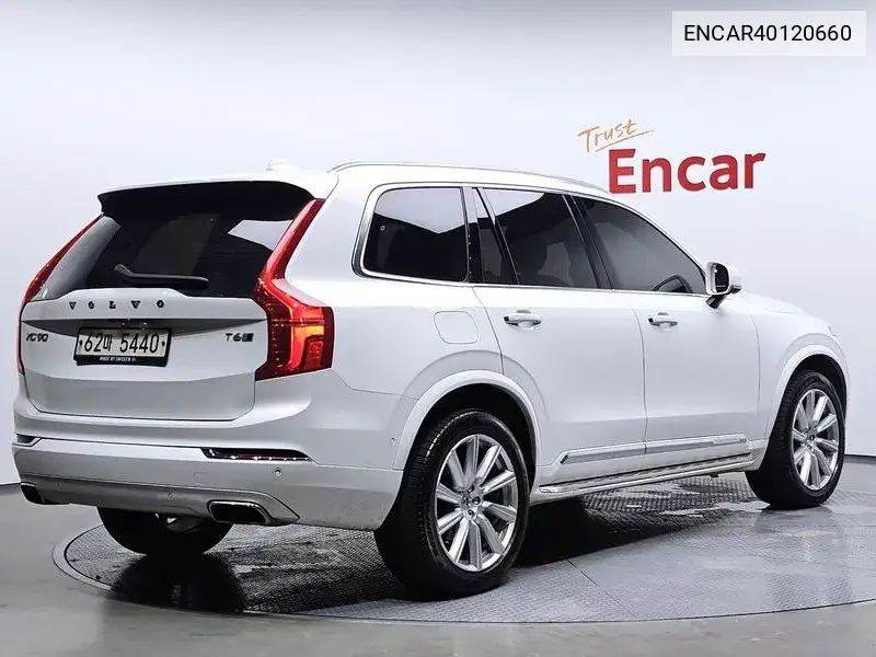 Xc90 2Nd Generation T6 Inscription VIN: ENCAR40120660 Lot: 40120660