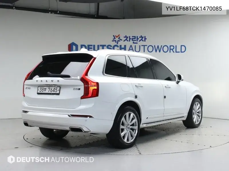 Xc90 2Nd Generation D5 Inscription VIN: YV1LF68TCK1470085 Lot: 40069081