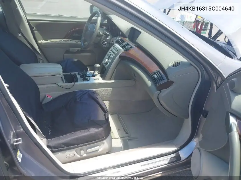 2005 Acura Rl 3.5 VIN: JH4KB16315C004640 Lot: 42612724