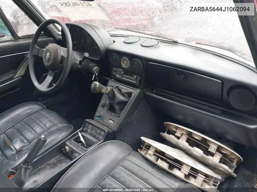 1988 Alfa Romeo Spider Graduate VIN: ZARBA5644J1062094 Lot: 42146385