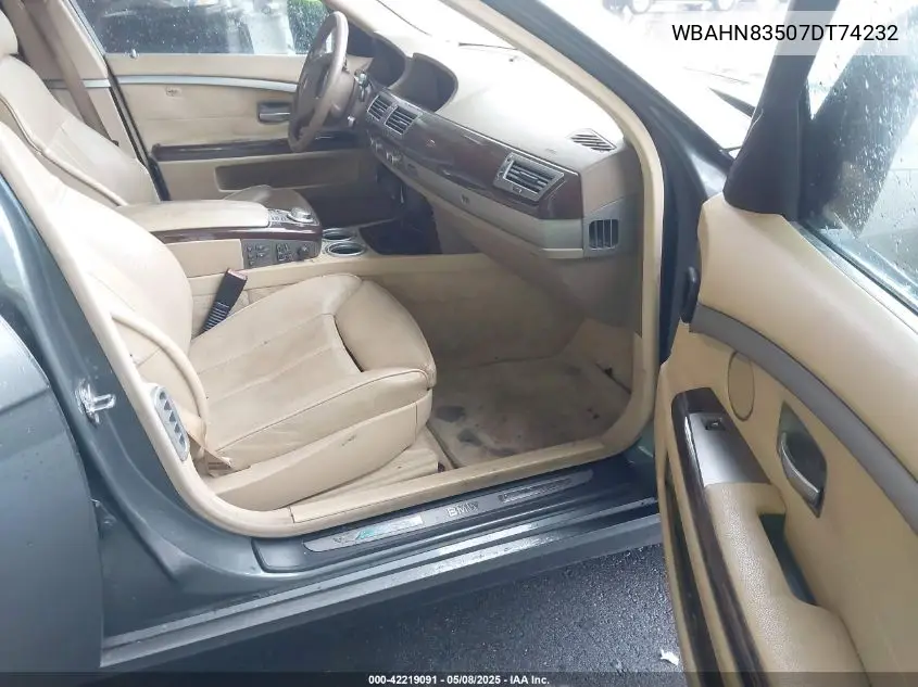 2007 BMW 750Li VIN: WBAHN83507DT74232 Lot: 42219091