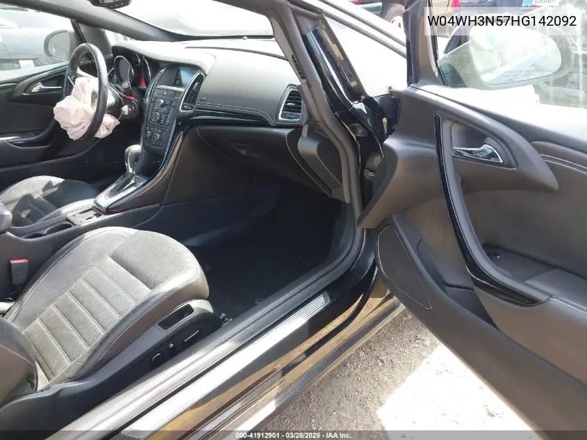 2017 Buick Cascada Premium VIN: W04WH3N57HG142092 Lot: 41912901