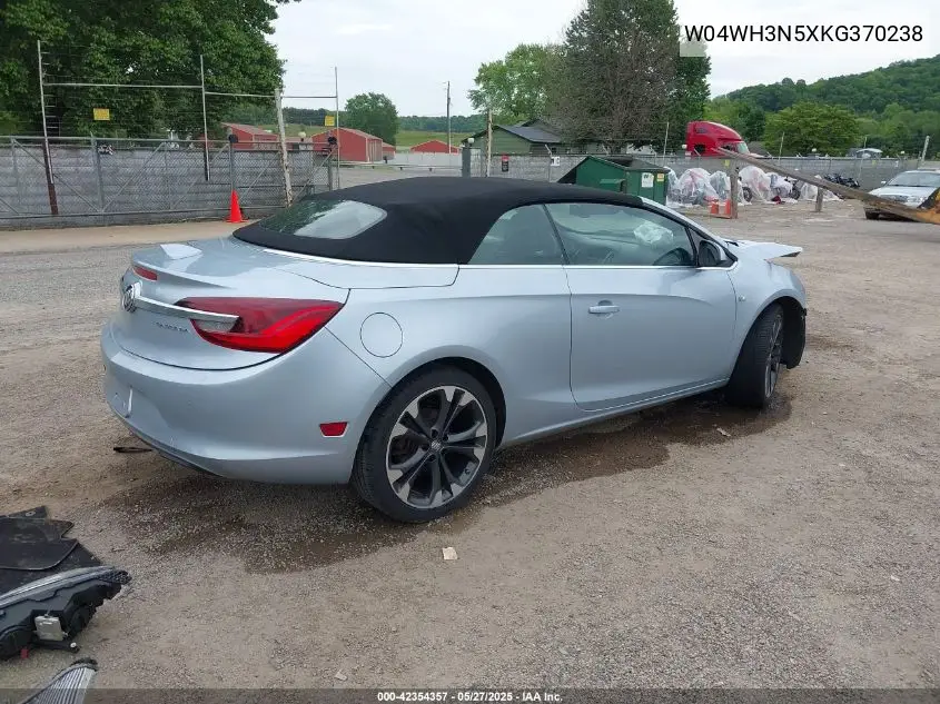2019 Buick Cascada Premium VIN: W04WH3N5XKG370238 Lot: 42354357