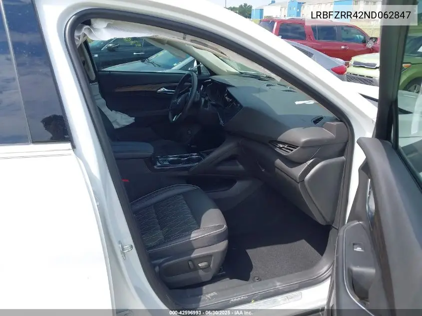 2022 Buick Envision Fwd Avenir VIN: LRBFZRR42ND062847 Lot: 42596993