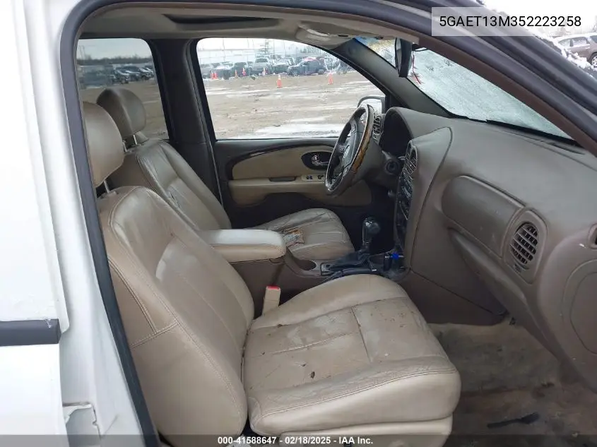 2005 Buick Rainier Cxl VIN: 5GAET13M352223258 Lot: 41588647