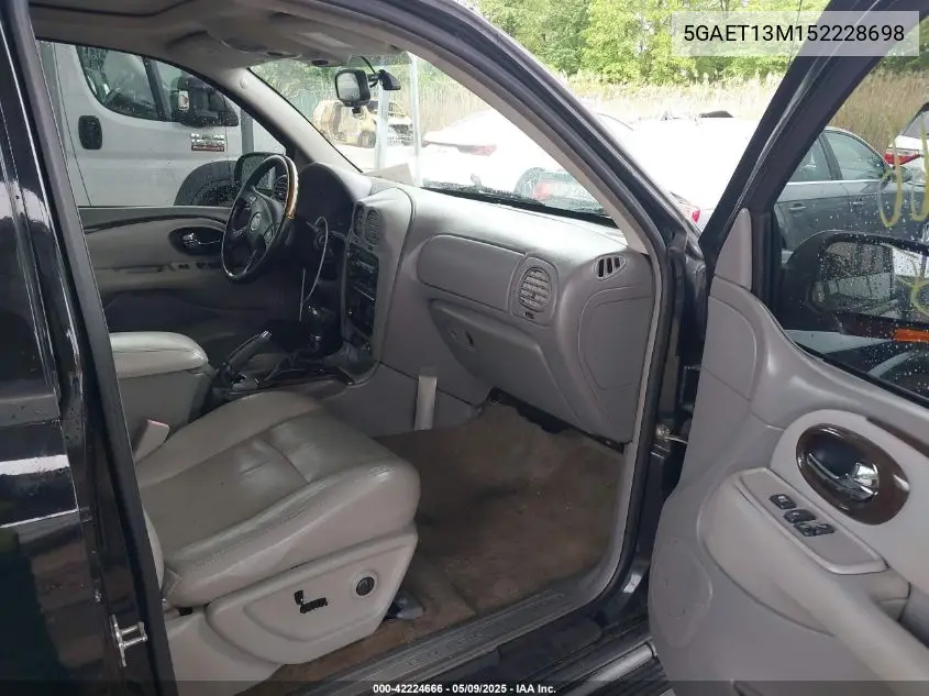 2005 Buick Rainier Cxl VIN: 5GAET13M152228698 Lot: 42224666