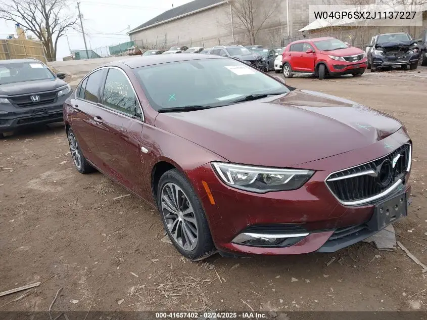 2018 Buick Regal Sportback Essence VIN: W04GP6SX2J1137227 Lot: 41657402