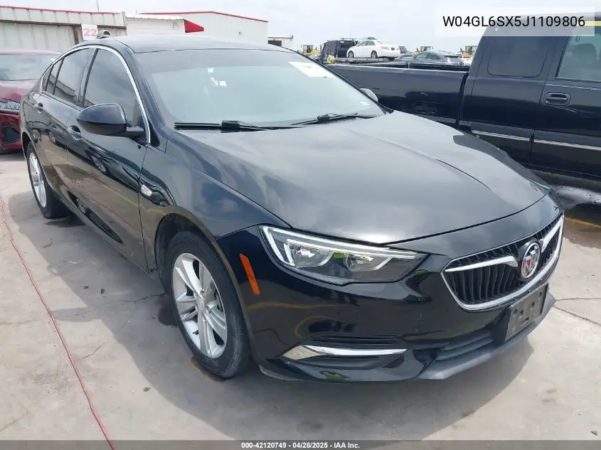 2018 Buick Regal Sportback Preferred VIN: W04GL6SX5J1109806 Lot: 42120749