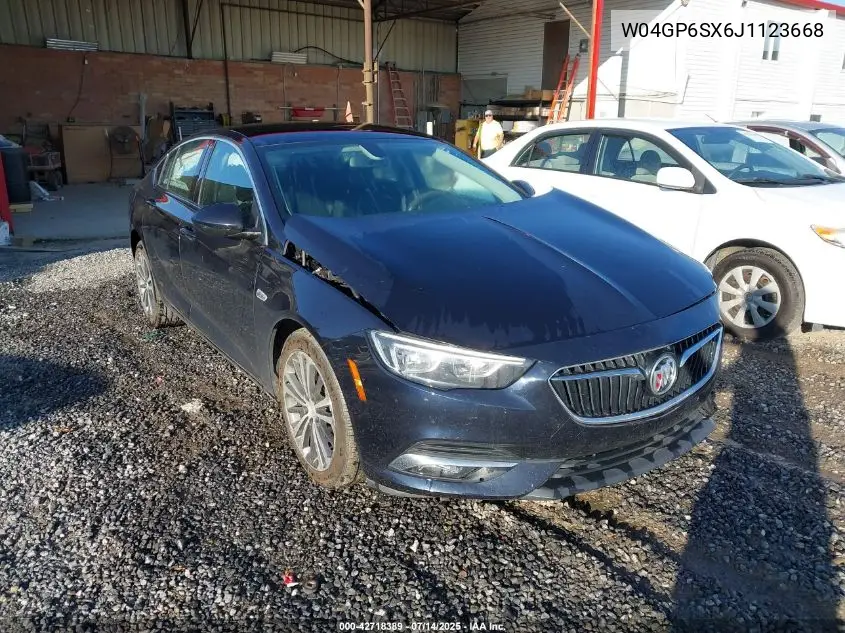 2018 Buick Regal Sportback Essence VIN: W04GP6SX6J1123668 Lot: 42718389