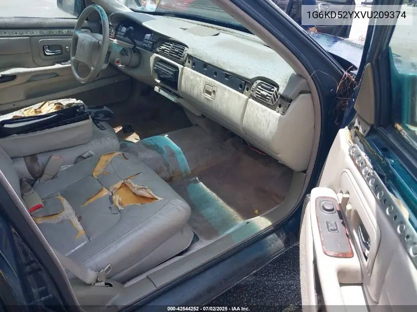 1997 Cadillac Deville Standard VIN: 1G6KD52YXVU209374 Lot: 42544252