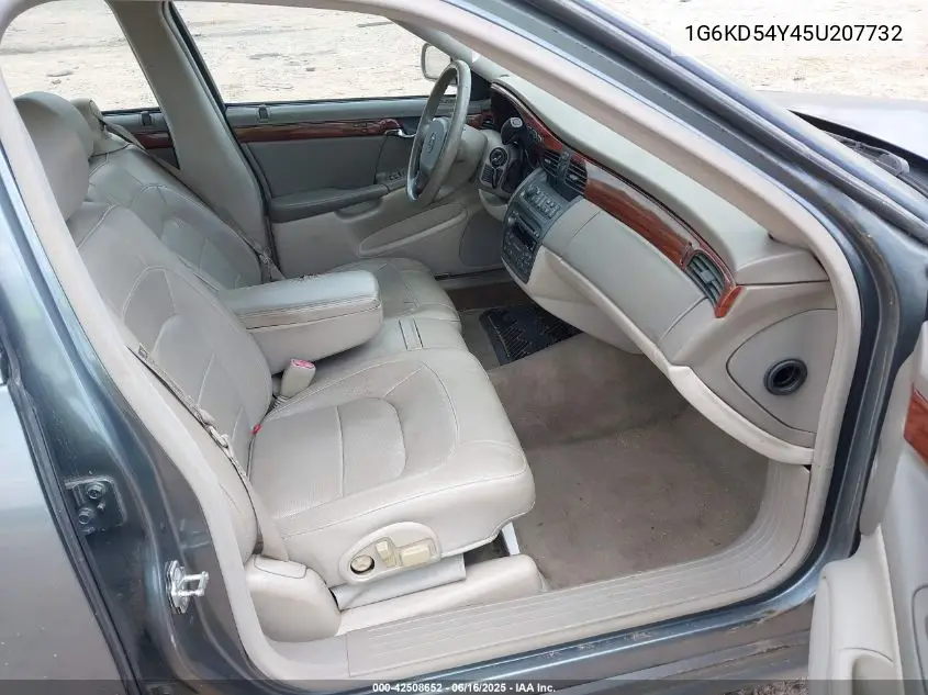 2005 Cadillac Deville Livery VIN: 1G6KD54Y45U207732 Lot: 42508652