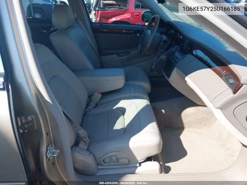 2005 Cadillac Deville Dhs VIN: 1G6KE57Y25U166185 Lot: 42532289