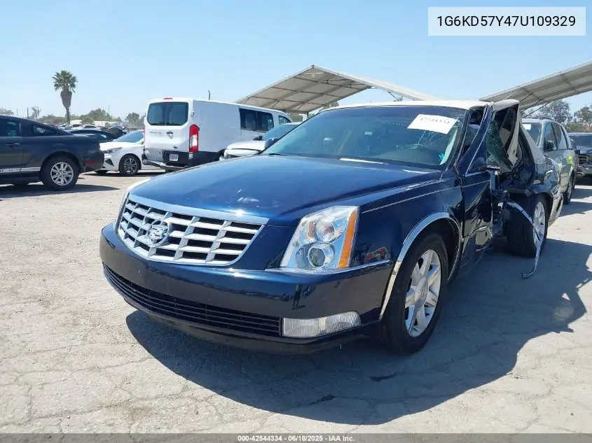 2007 Cadillac Dts V8 VIN: 1G6KD57Y47U109329 Lot: 42544334