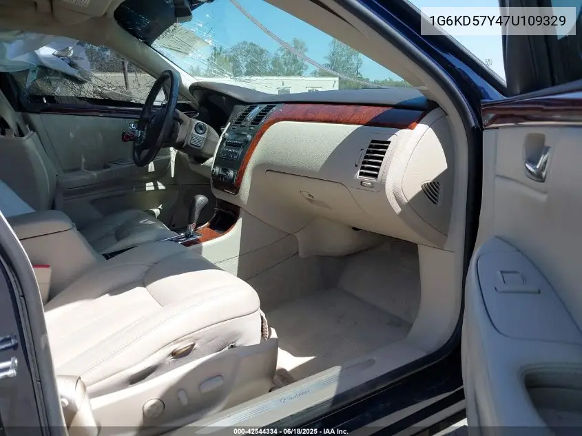 2007 Cadillac Dts V8 VIN: 1G6KD57Y47U109329 Lot: 42544334