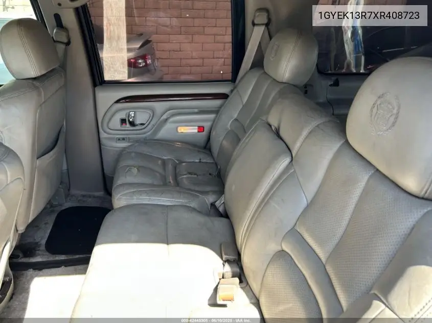 1999 Cadillac Escalade Standard VIN: 1GYEK13R7XR408723 Lot: 42440305