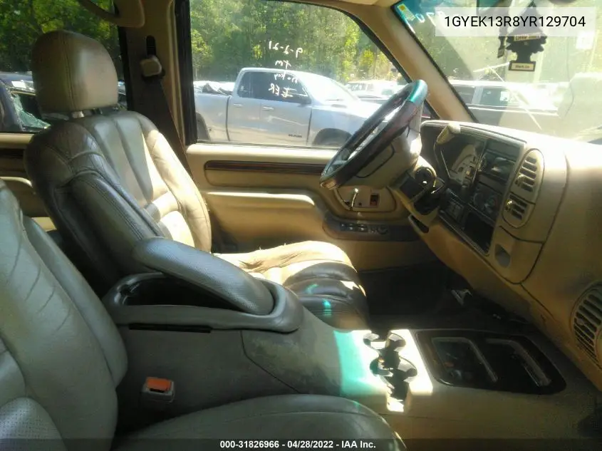 2000 Cadillac Escalade Standard VIN: 1GYEK13R8YR129704 Lot: 31826966
