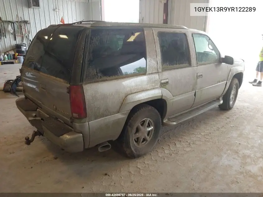2000 Cadillac Escalade Standard VIN: 1GYEK13R9YR122289 Lot: 42586757