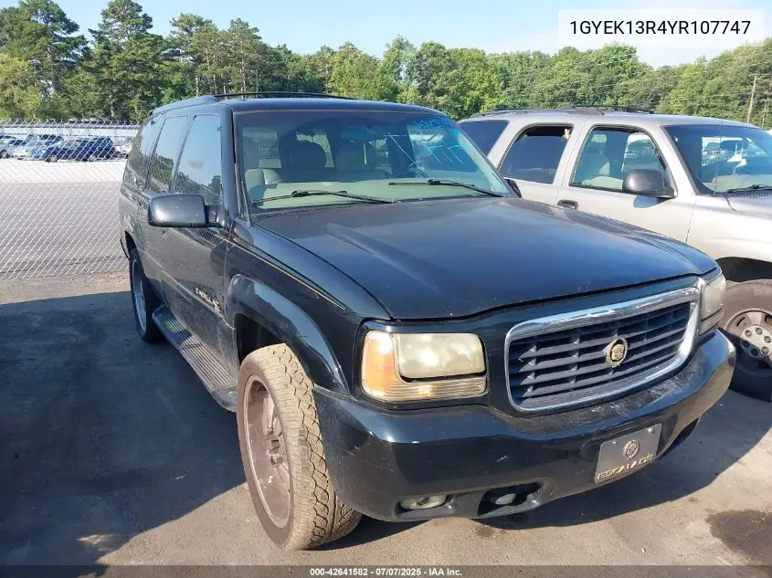 2000 Cadillac Escalade Standard VIN: 1GYEK13R4YR107747 Lot: 42641582