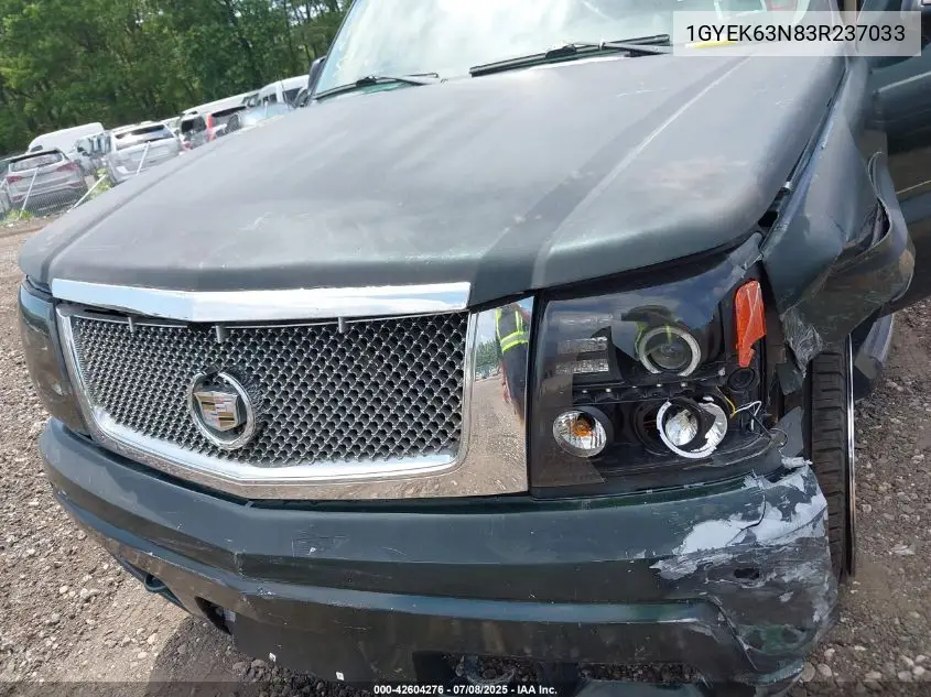 2003 Cadillac Escalade Standard VIN: 1GYEK63N83R237033 Lot: 42604276