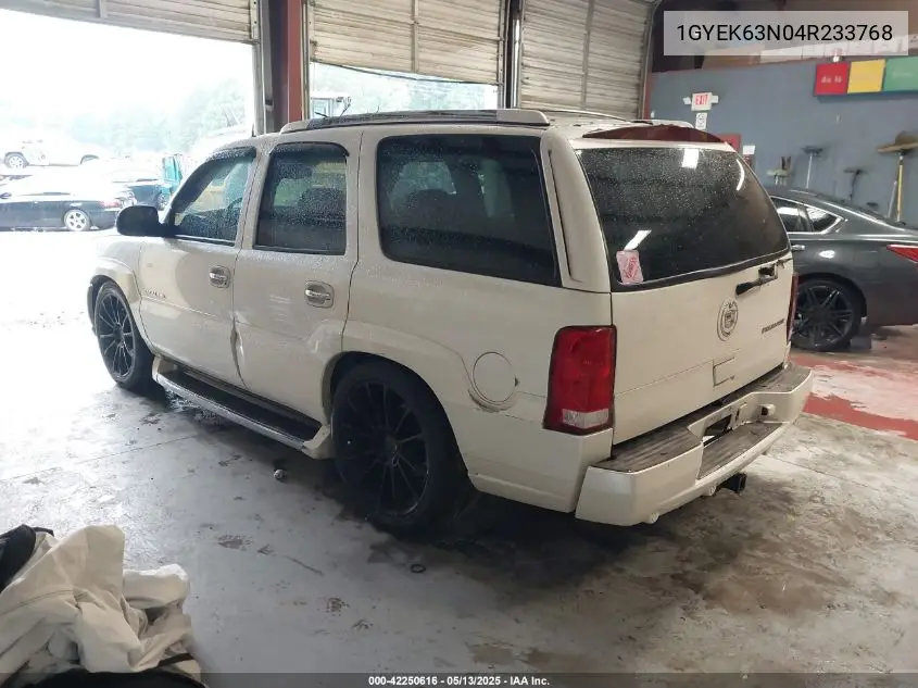 2004 Cadillac Escalade Standard VIN: 1GYEK63N04R233768 Lot: 42250616