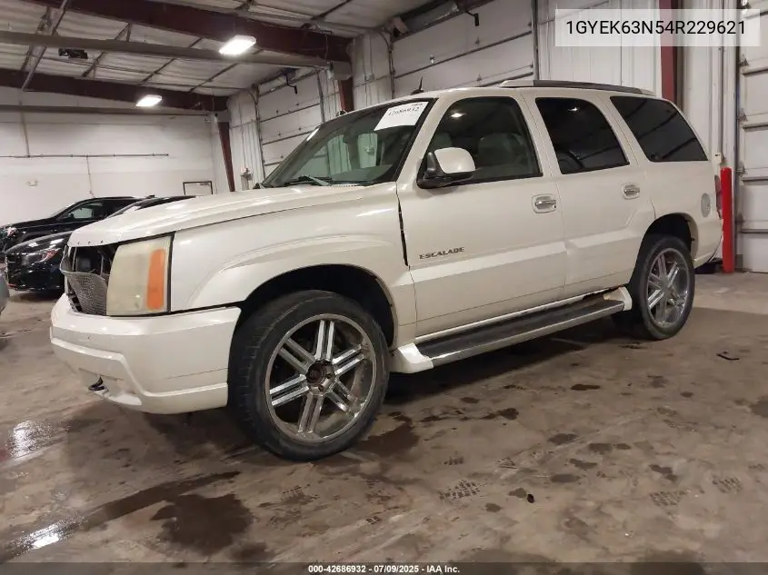 2004 Cadillac Escalade Standard VIN: 1GYEK63N54R229621 Lot: 42686932
