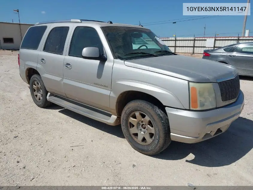 2005 Cadillac Escalade Standard VIN: 1GYEK63NX5R141147 Lot: 42518716