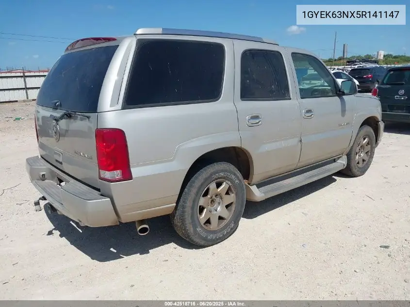 2005 Cadillac Escalade Standard VIN: 1GYEK63NX5R141147 Lot: 42518716