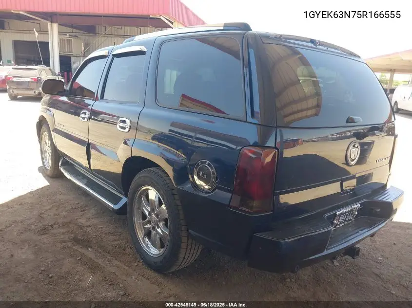 2005 Cadillac Escalade Standard VIN: 1GYEK63N75R166555 Lot: 42545149