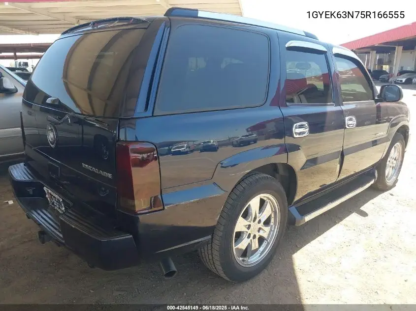 2005 Cadillac Escalade Standard VIN: 1GYEK63N75R166555 Lot: 42545149