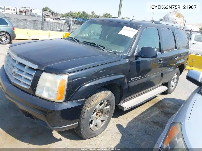 2005 Cadillac Escalade Standard VIN: 1GYEK63N75R121907 Lot: 42726504