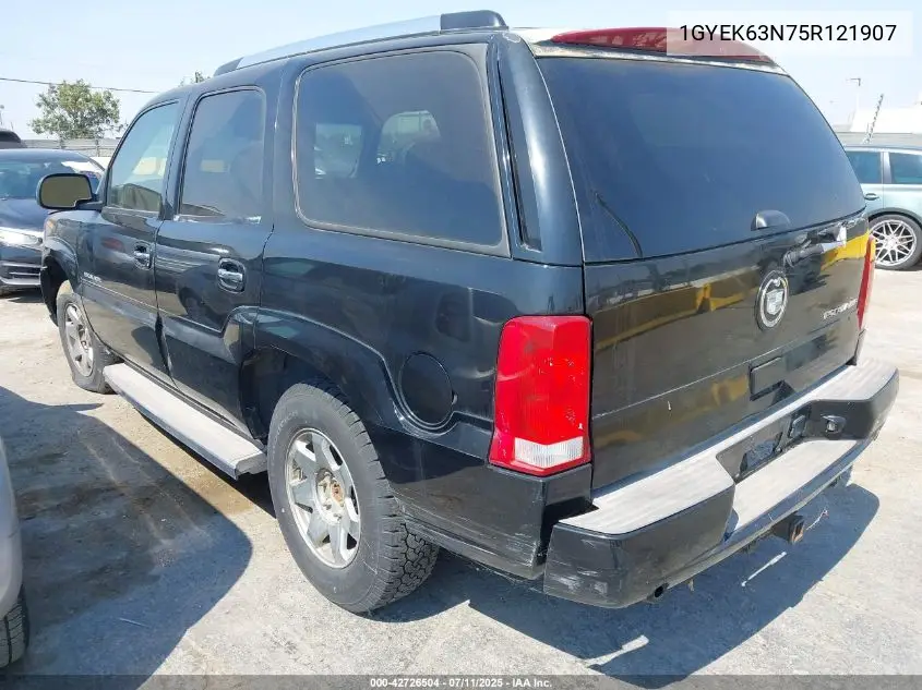 2005 Cadillac Escalade Standard VIN: 1GYEK63N75R121907 Lot: 42726504