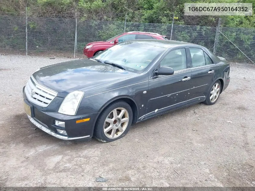 2005 Cadillac Sts V8 VIN: 1G6DC67A950164352 Lot: 42062780