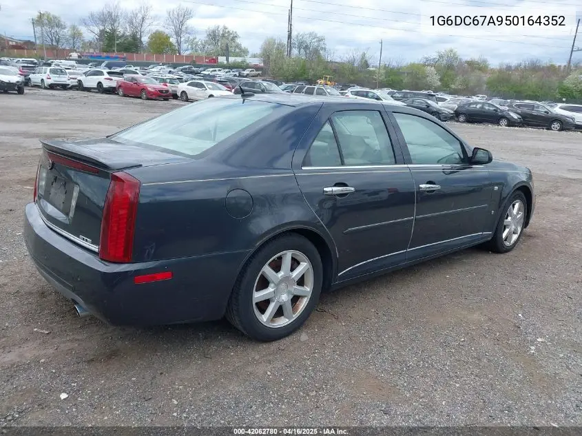2005 Cadillac Sts V8 VIN: 1G6DC67A950164352 Lot: 42062780