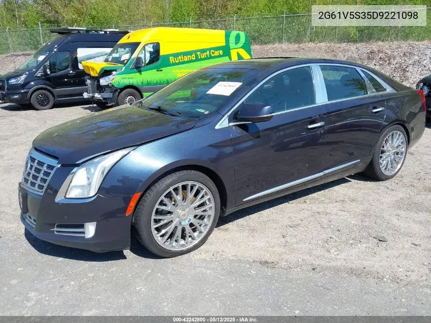 2013 Cadillac Xts Platinum VIN: 2G61V5S35D9221098 Lot: 42242800