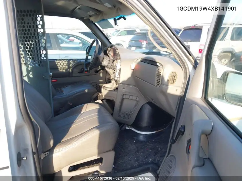 1999 Chevrolet Astro VIN: 1GCDM19W4XB141901 Lot: 41572036
