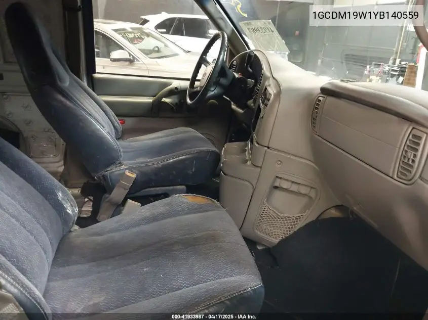 2000 Chevrolet Astro VIN: 1GCDM19W1YB140559 Lot: 41933987