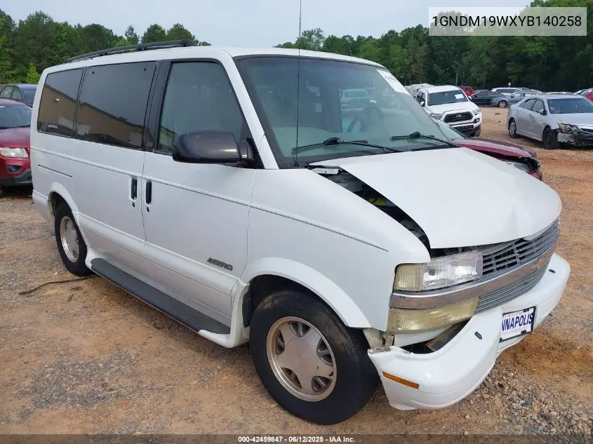 2000 Chevrolet Astro VIN: 1GNDM19WXYB140258 Lot: 42459847