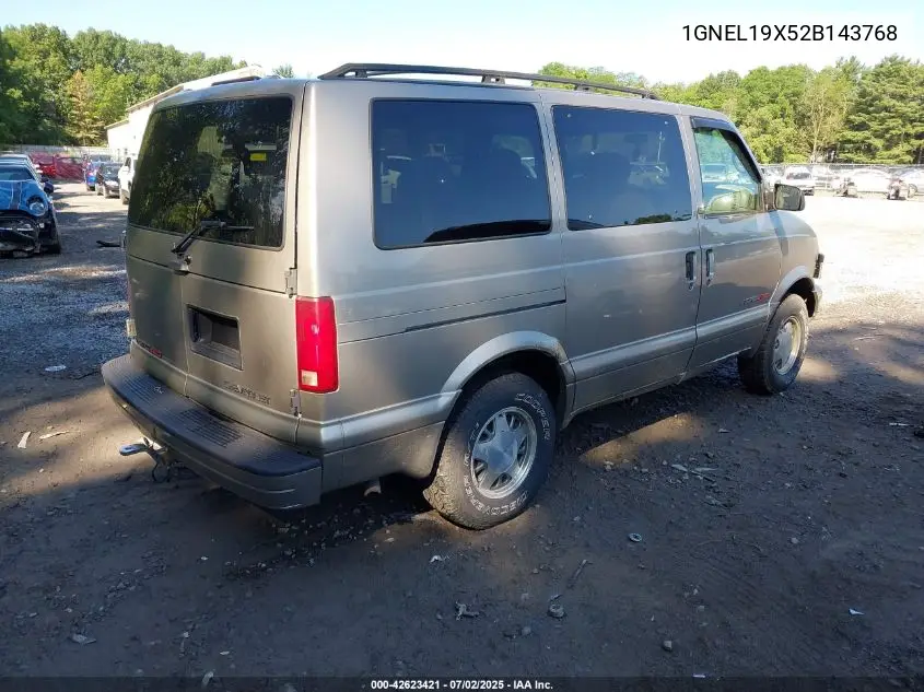 2002 Chevrolet Astro Ls VIN: 1GNEL19X52B143768 Lot: 42623421