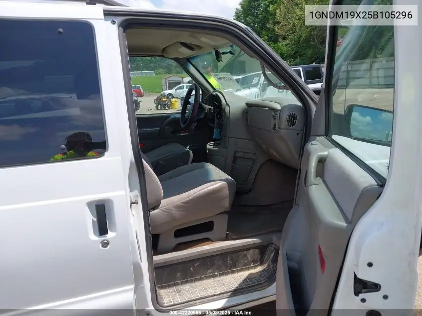 2005 Chevrolet Astro VIN: 1GNDM19X25B105296 Lot: 42220966