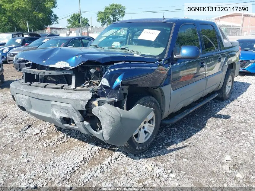2002 Chevrolet Avalanche 1500 VIN: 3GNEK13T32G147690 Lot: 42811424