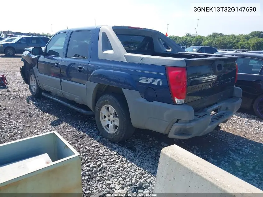 2002 Chevrolet Avalanche 1500 VIN: 3GNEK13T32G147690 Lot: 42811424